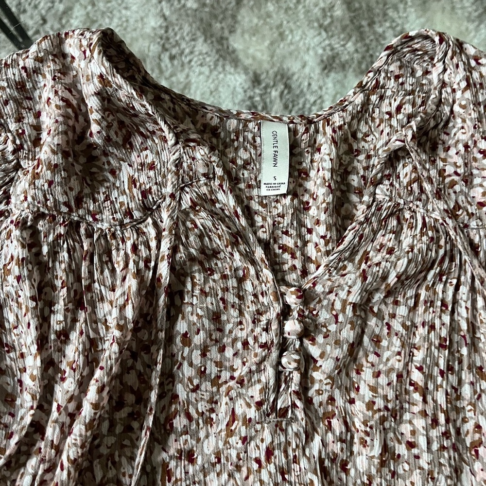 Gentle Fawn Women's Floral Blouse - Red and Cream